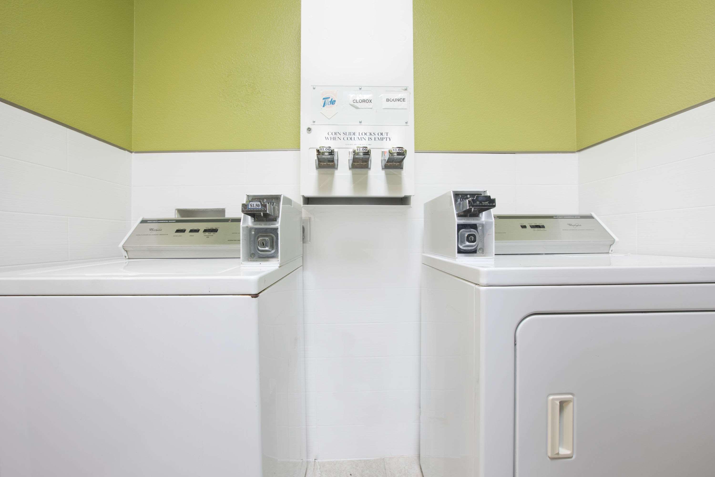 Days Inn & Suites Big Spring Εξωτερικό φωτογραφία